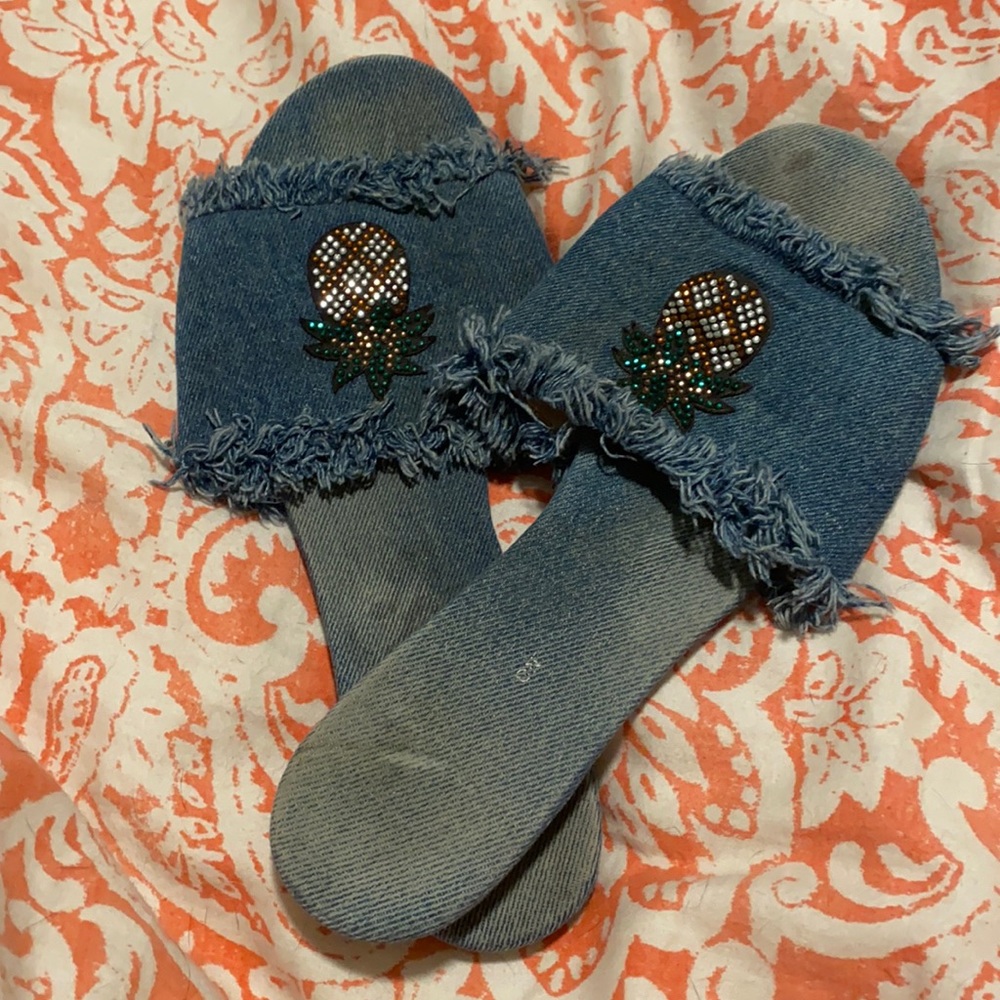 BCBG pineapple sandals